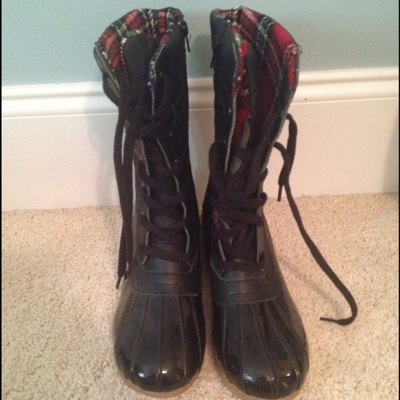 Inspired Black LL Bean Boots