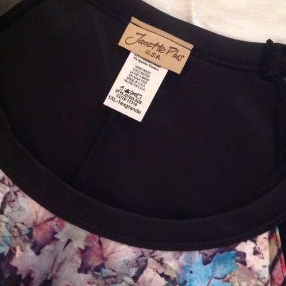 ❤️SOLD❤️ 🎉💖🎉 HOST PICK 🎉💖🎉 Dress NWOT - Picture 3 of 4