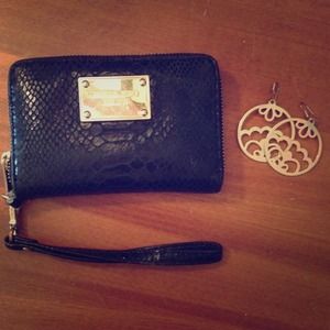 Michael Kors clutch, black