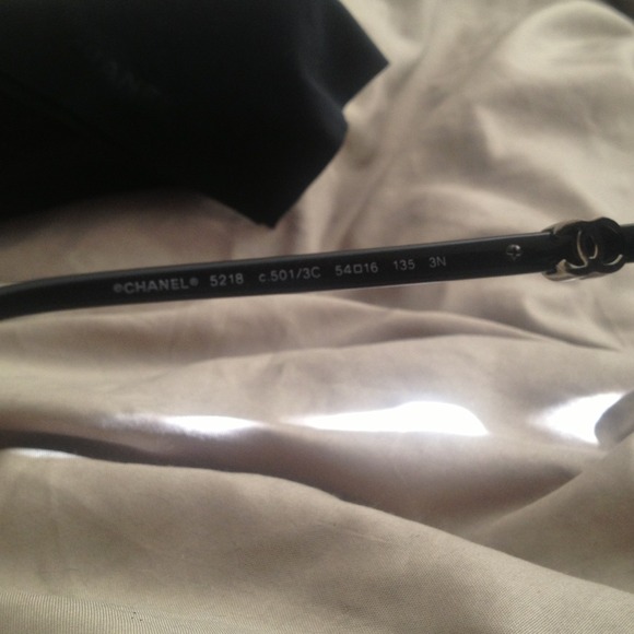 💗HP WEEKEND WARDROBE 2/28 Chanel sunglasses - Picture 3 of 3