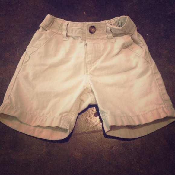 Khaki shorts