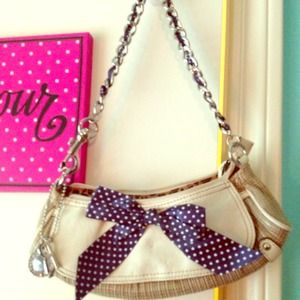 Cute purse with blue polka dot bow