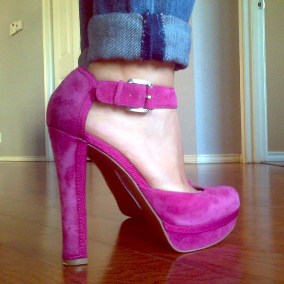 BCBG Paris Shoes - 💕BCBG Paris Ankle Strap Pink Suede Platform💕