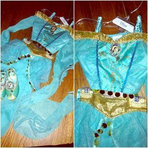 Disney's Princess Jasmine costume 👸✨✨