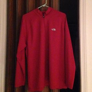 Men's North Face 1/4 Zip long sleeve