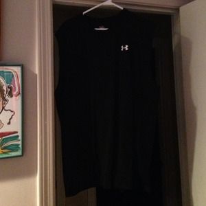 Men's Under Armour top