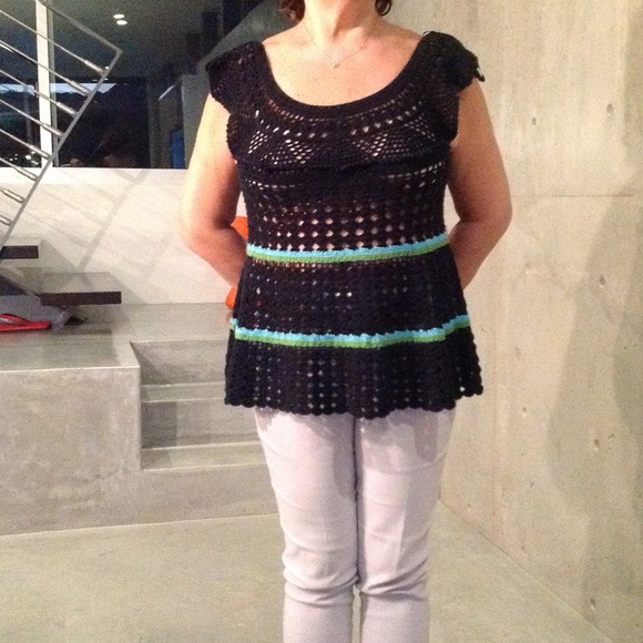 Adorable barely used free people top - Picture 2 of 3