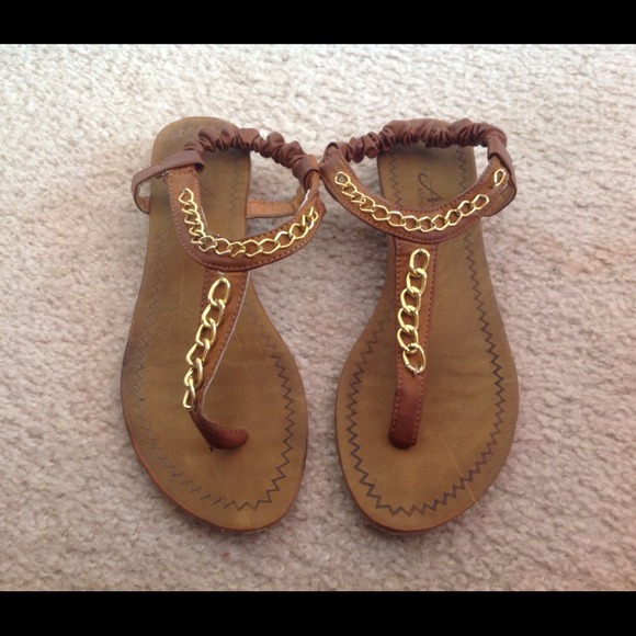 Shoes - Cute sandals!