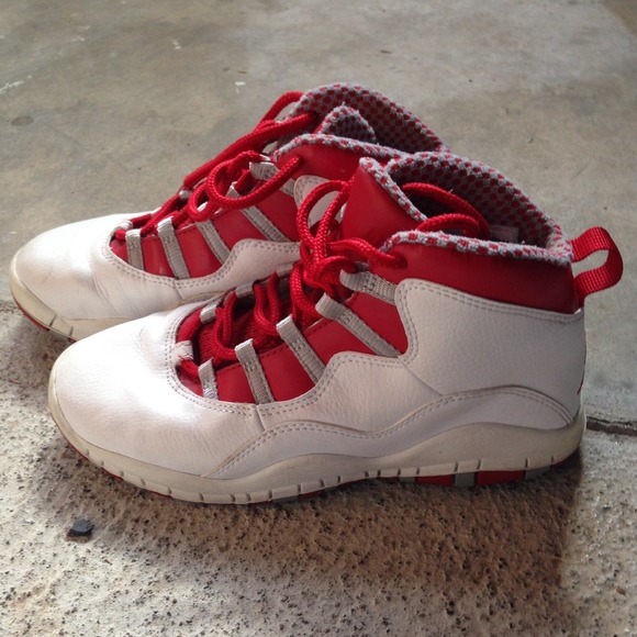 Red Jordan 10's