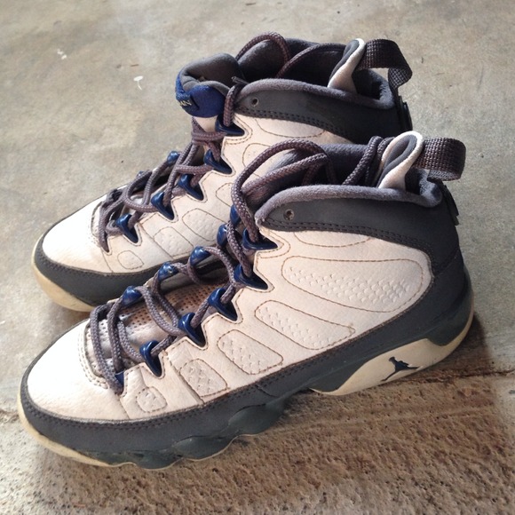 🐯SOLD🐯 Jordan Retro 9's