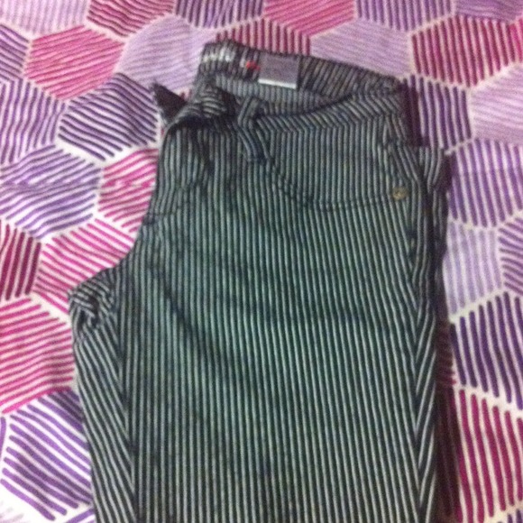 Striped black and white jeans - Picture 2 of 2