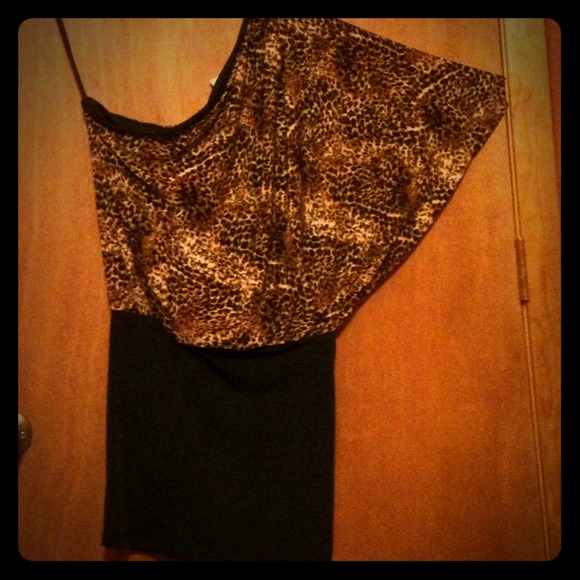 A leopard dress