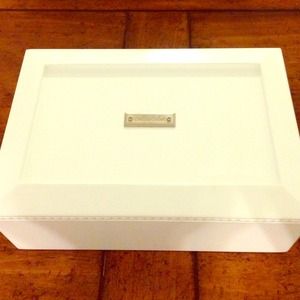 Stella and Dot jewelry box