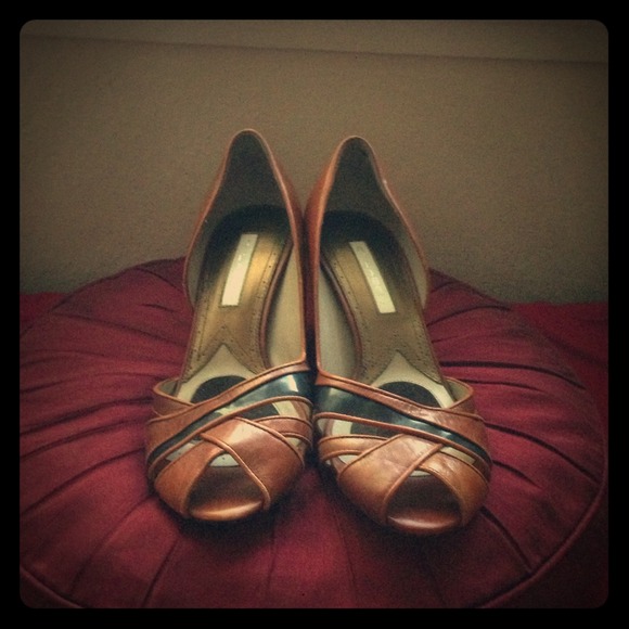 Vintage Leather Pumps