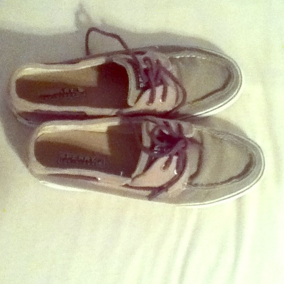 Grey corduroy sperrys