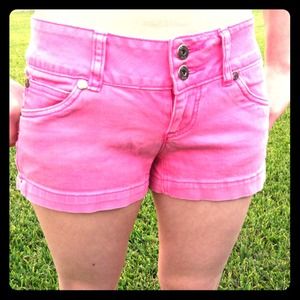 Arizona pink shorts! 💕