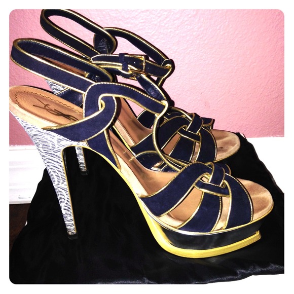 Authentic YSL Tribute 105 Sandal. Worn TWICE!!