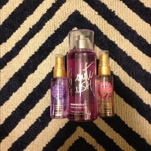 Bundle of Victoria's Secrete spray