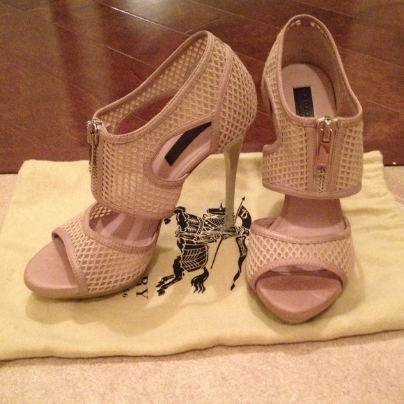 Burberry nude cage heels (8)