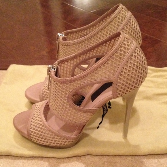 Burberry nude cage heels (8)