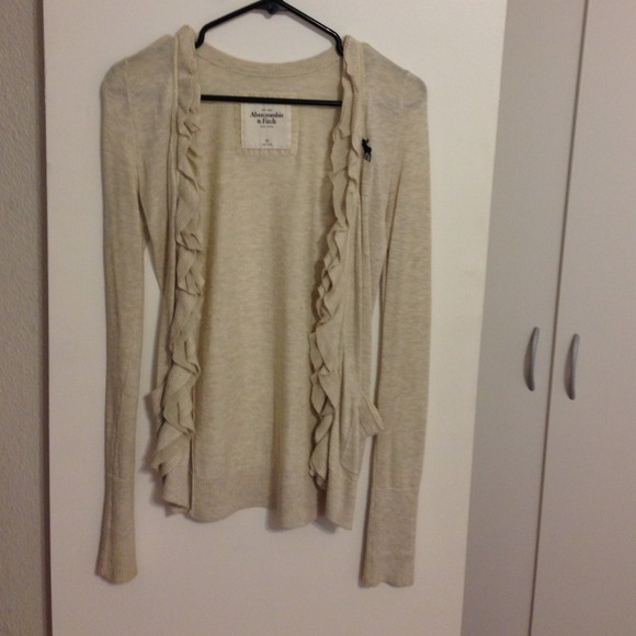 Cream long sleeve sweater