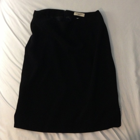 Black skirt Amanda Smith - Picture 1 of 3