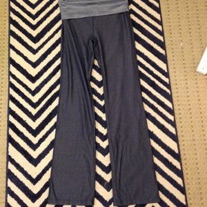 Victoria secrets sport blue and grey yoga pants