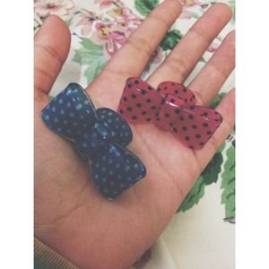 Bow rings.