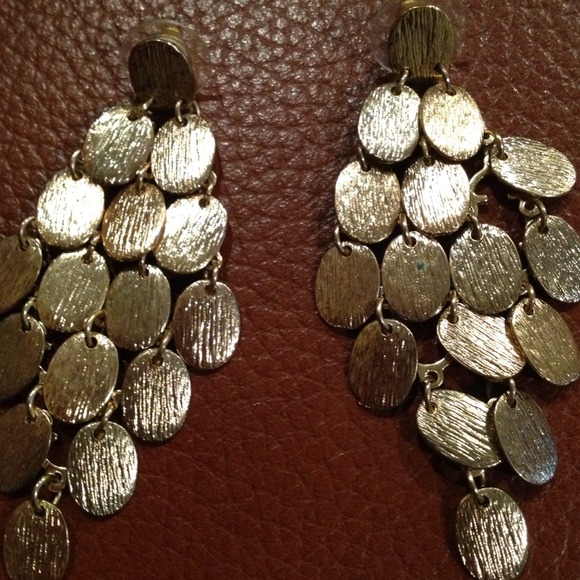 Jewelry - Gold Earrings