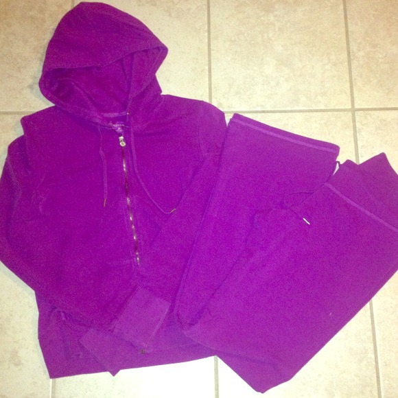 SOLD🔴🔴Express Purple Tracksuit 💜