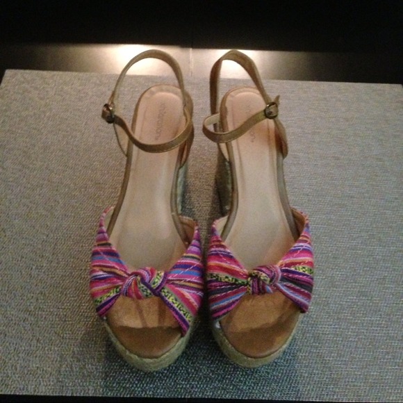 Pink and purple wedge sandles