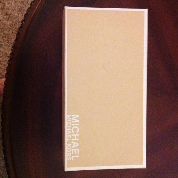 SOLD - Picture 3 of 4