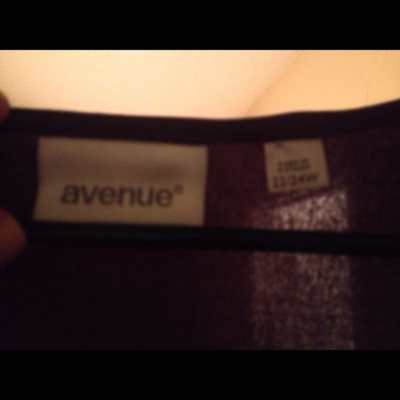 Beautiful Dark Purple Wrap Dress 22/24 - Picture 2 of 3