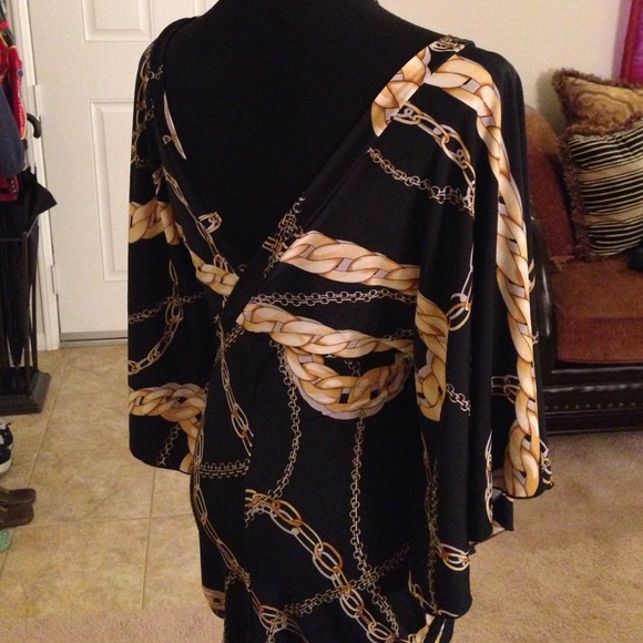 Nice dress very soft fabric ๐NWOT - Picture 4 of 4