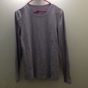 Gap shirt
