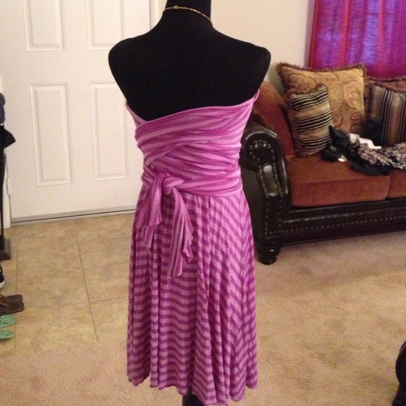 Wrap around dress - Picture 3 of 3