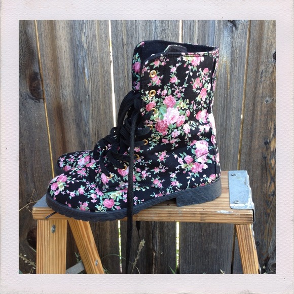 Black Floral Boots