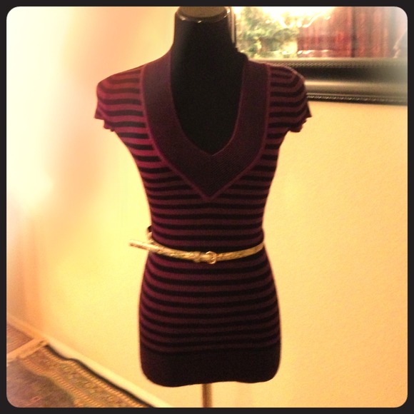 Beautiful long knit top from Rue 21 - Picture 1 of 4
