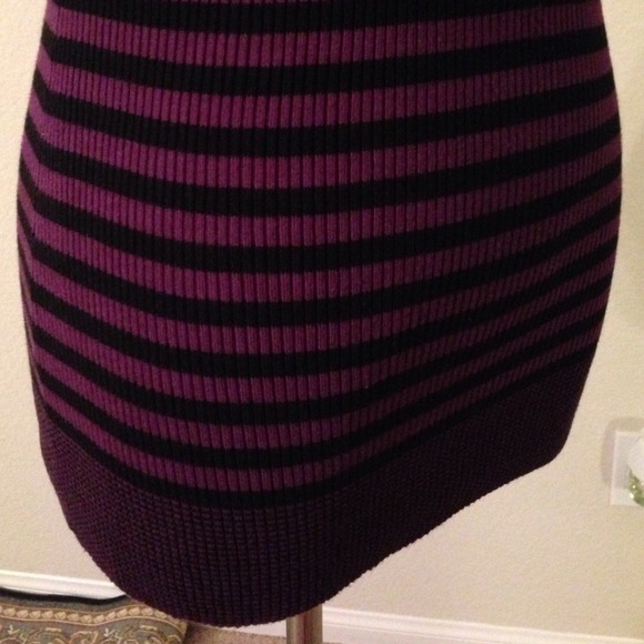 Beautiful long knit top from Rue 21 - Picture 2 of 4