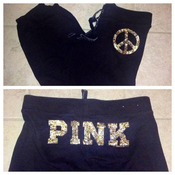 SOLD 🔴. VS Pink BLING black sweats 🎀
