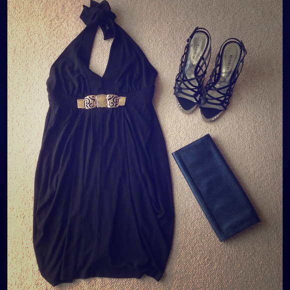 🆕🆕🆕Black gold brooch halter dress