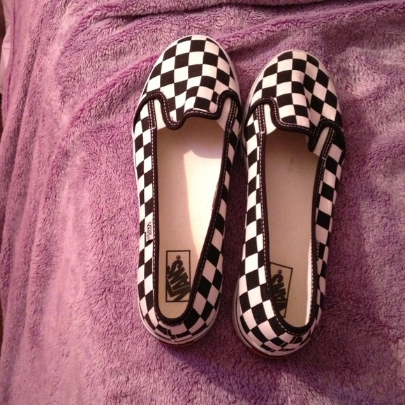 vans checkered flats