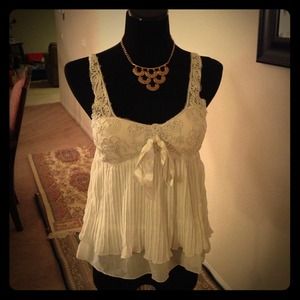 Baby doll lace top😚