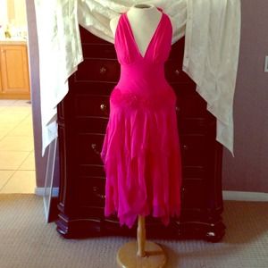 BCBG MAXAZRIA Peony Colored Sexy Fun Halter Dress