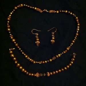 Copper and pearl necklace set
