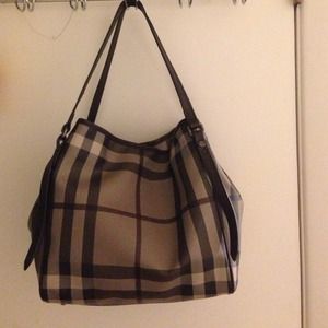 Burberry tote