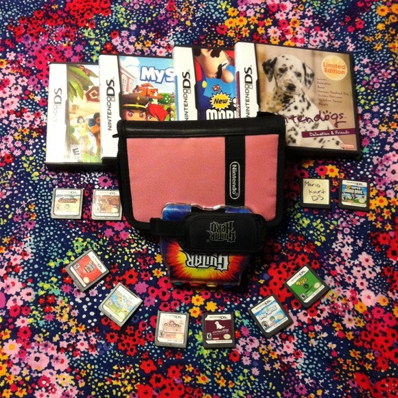 10 Nintendo DS games + case and controller BUNDLE - Picture 1 of 4