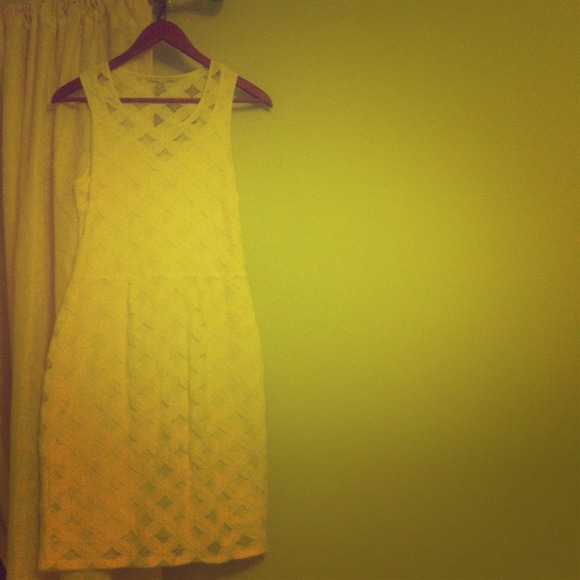 Banana Republic White lace dress size 2