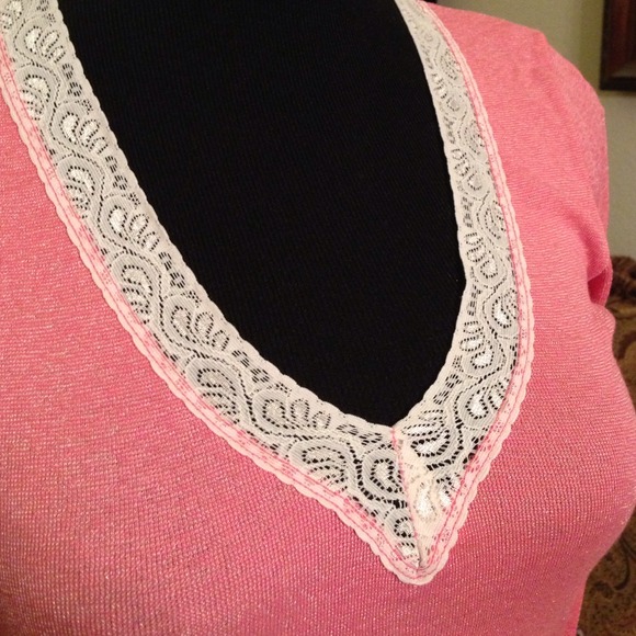 Coral color long sleeves top - Picture 2 of 3