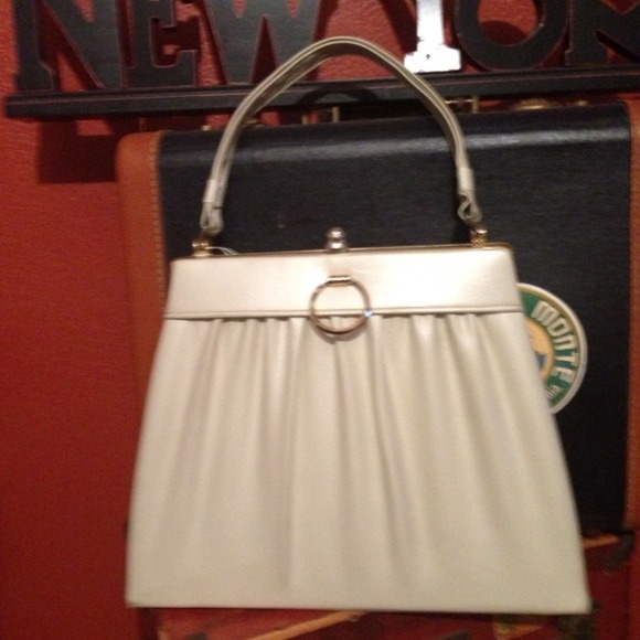 ❌REDUCED❌ WAS $20 ❌Classy Vintage Handbag